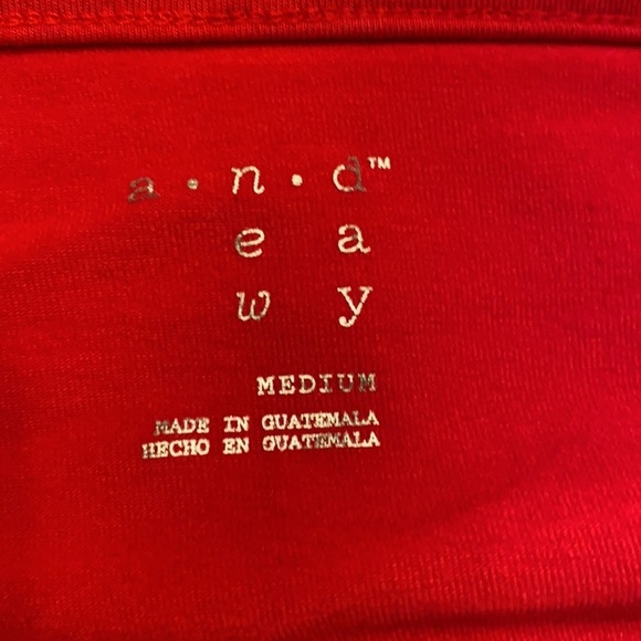 a.n.d e a w y red medium 3/4 sleeve shirt - Picture 8 of 9